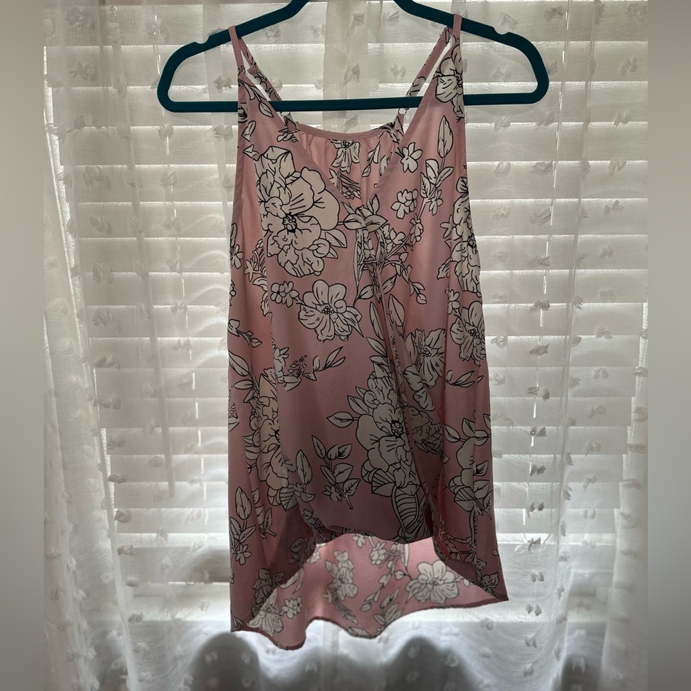 V Neck, Floral Top, Size XXL